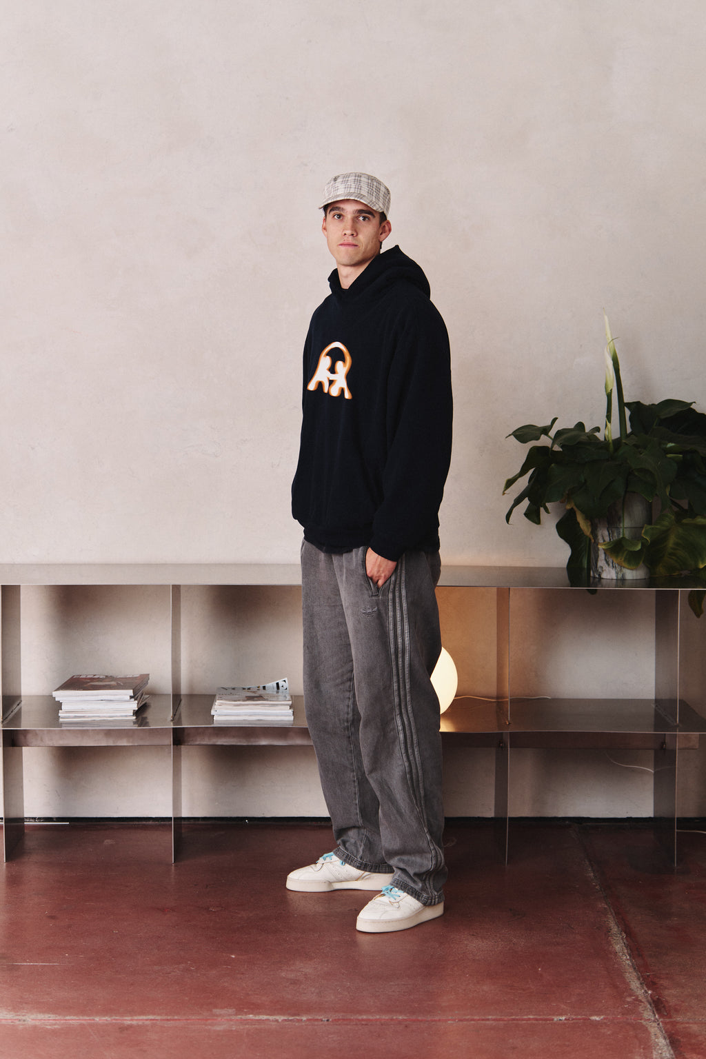 NAVY HOODIE