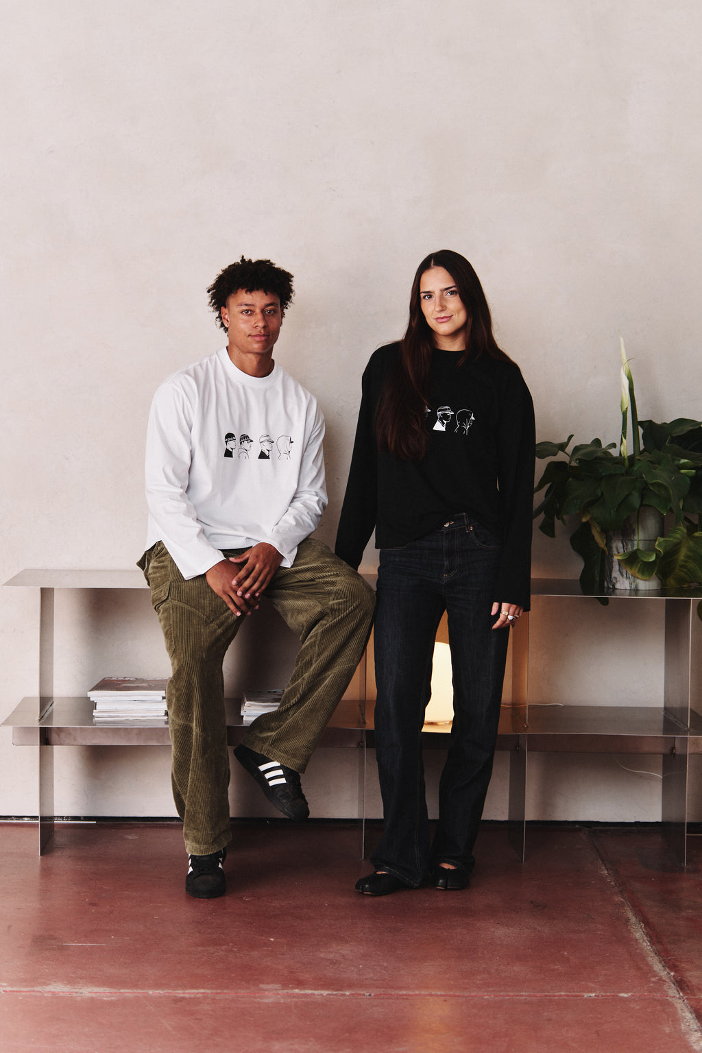 BLACK LS