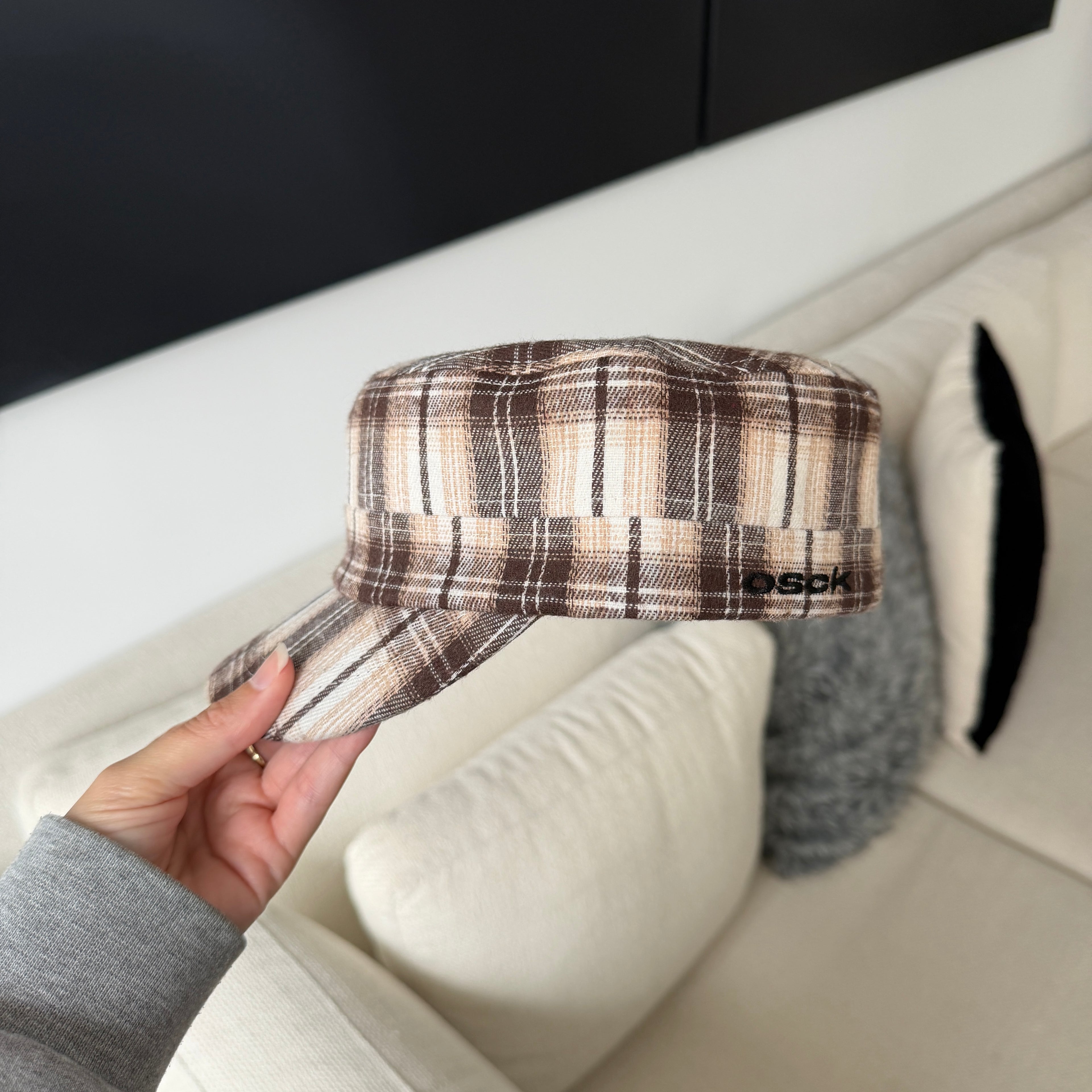 The Baby - Cream/ Brown