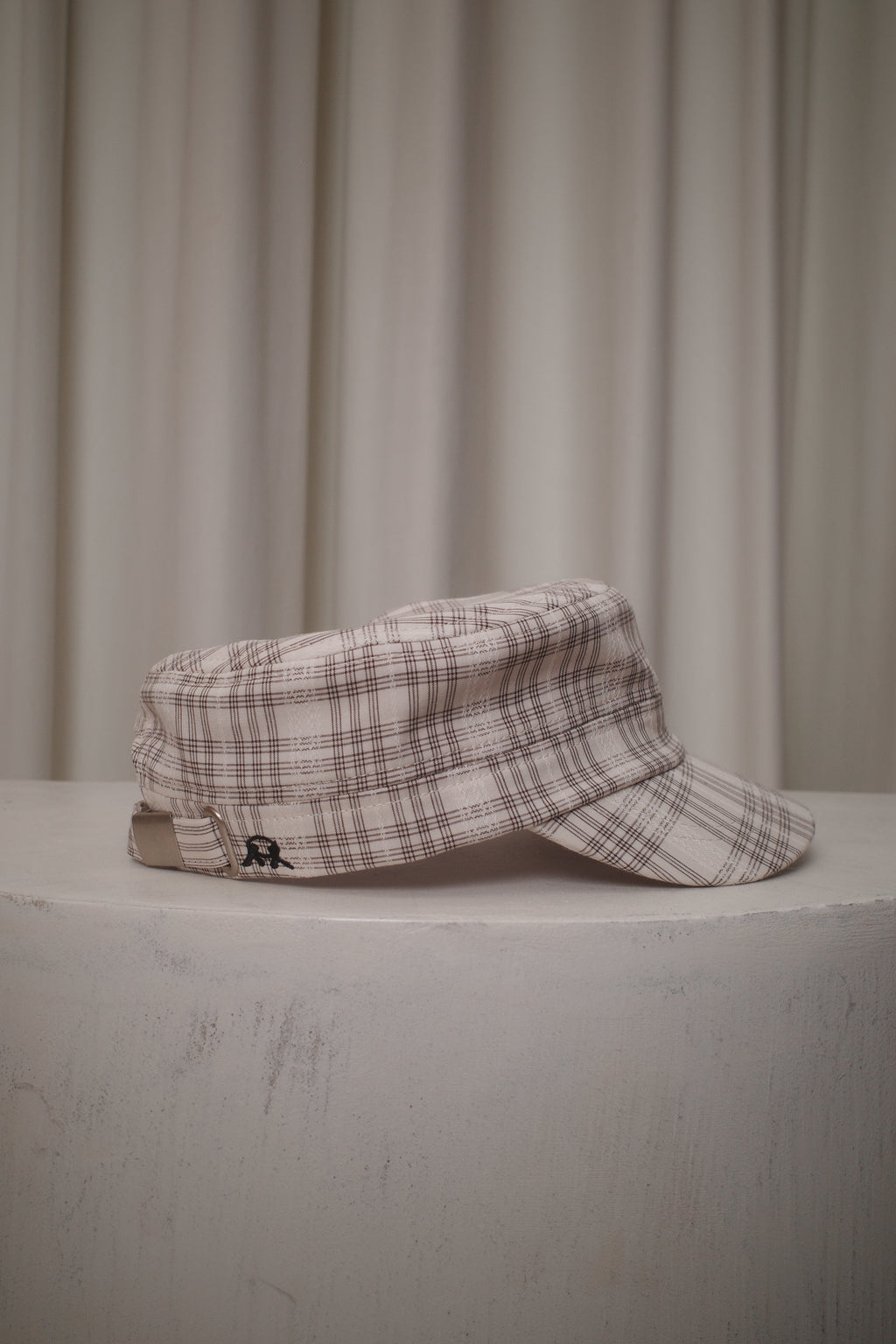 CADET HAT - WHITE/BLACK